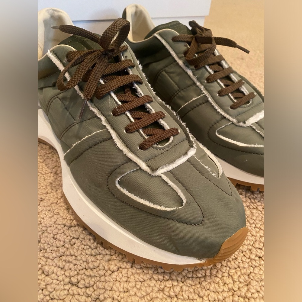 Maison Margiela 50-50 Sneakers in Olive - Picture 6 of 10